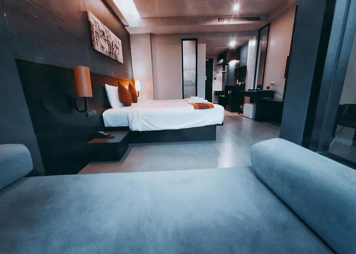 The Tama Hotel- Sha Plus